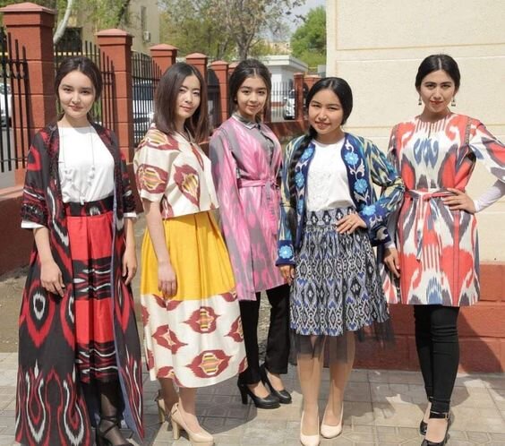 Почему женщины в Центральной Азии стали раздеваться?