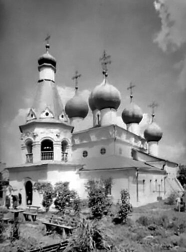 Чашниково храм святой троицы фото История древнего села Чашниково и Троицкая церковь 1500-х годов постройки в кило