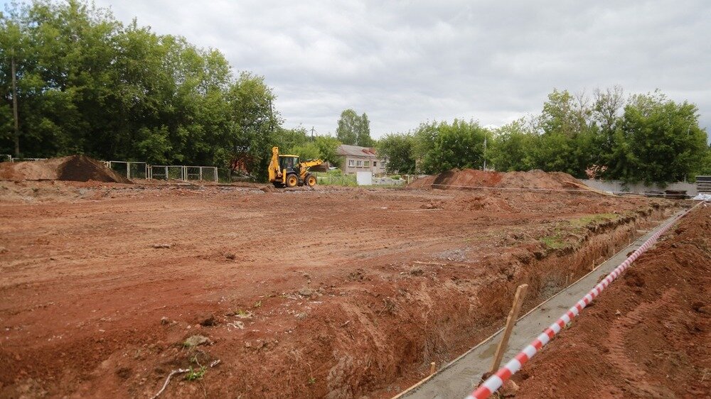     В столице Удмуртии начали строить первый универсальный модульный спортзал.