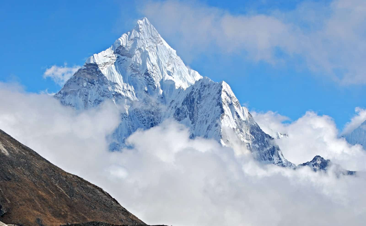Гора Эверест(Джомолунгма). Пик Джомолунгма. Непал Эверест. Гора Эверест 8848 м.