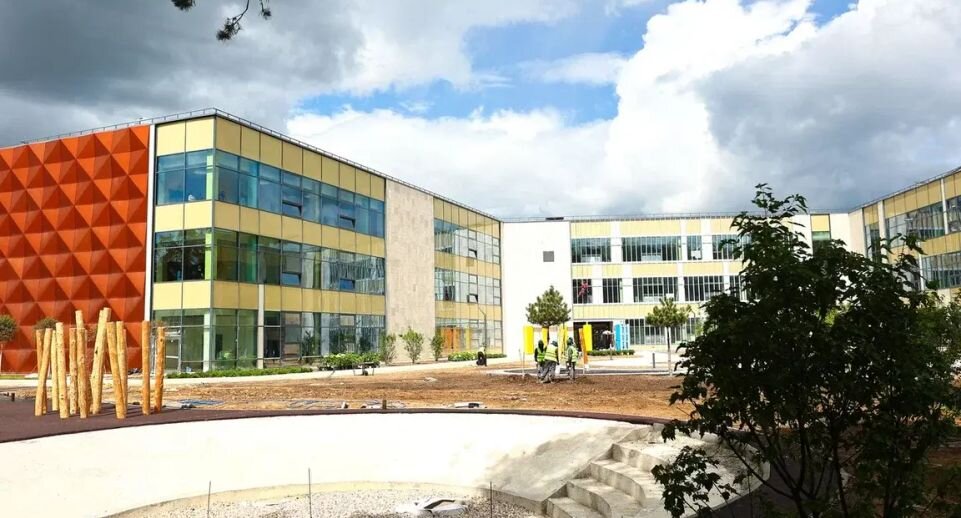 Листайте вправо, чтобы увидеть больше изображений