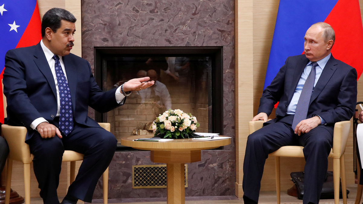 Россия помогает Венесуэле...