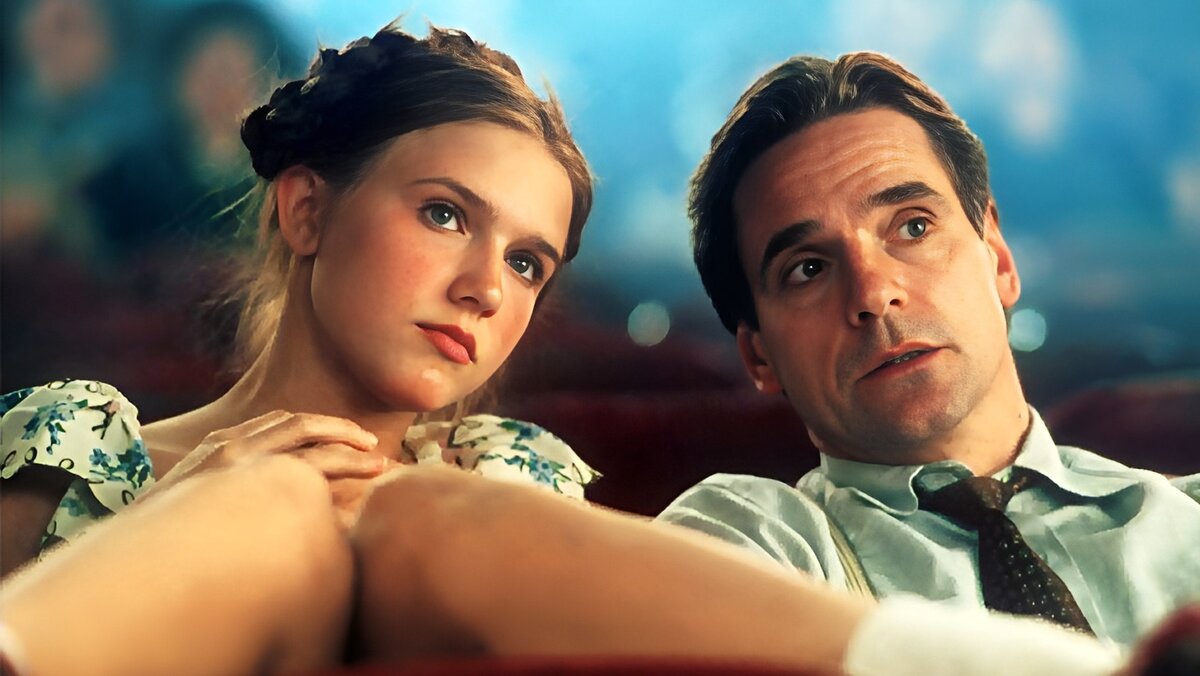 Лолита Эдриана Лайна – Доминик Суэйн (Лолита) и Джереми Айронс (Гумберт). Кадр из фильма. 