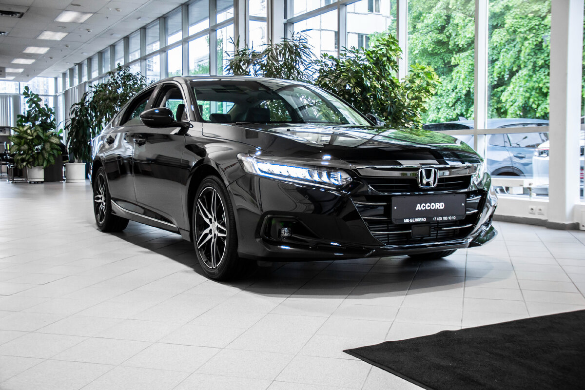 Honda Accord X в комплектации «Premium».
