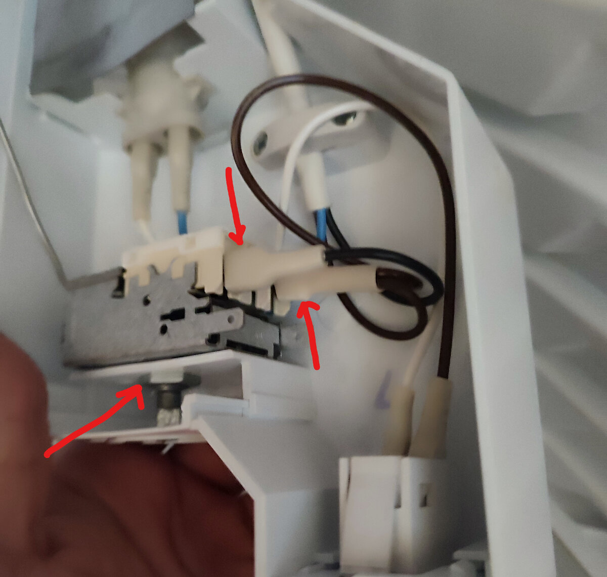 Как заменить термостат на холодильнике правильно