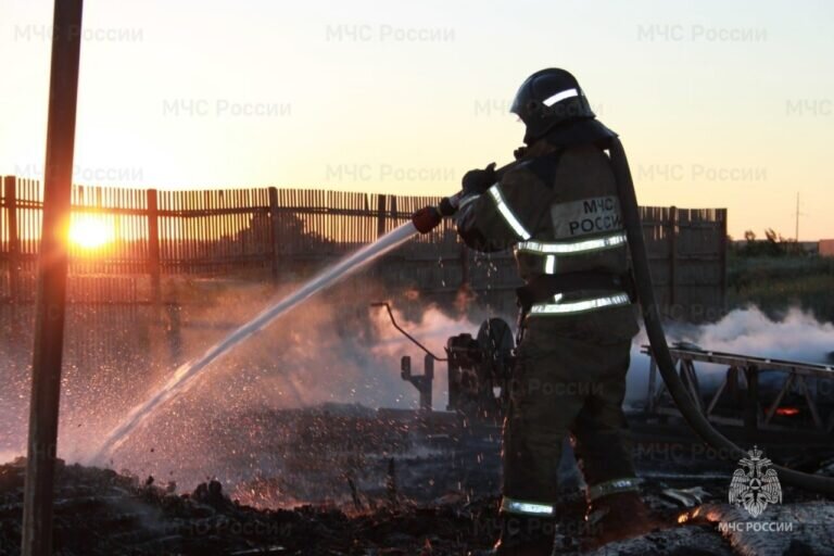    Сгорел на 9-й день. В Саракташе 80-летний пенсионер после похорон сына остался без дома Белов Михаил Александрович