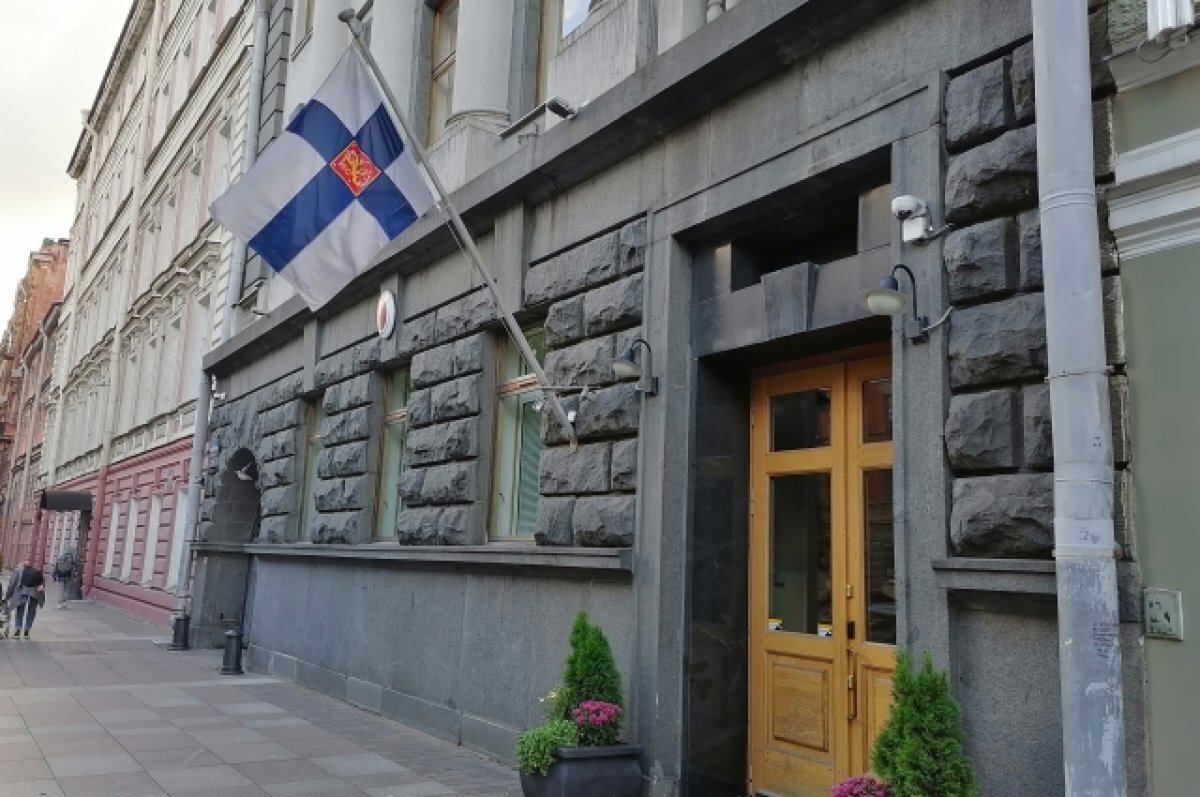    В Петербурге с 1 августа нельзя будет получить визу для поездки в Финляндию