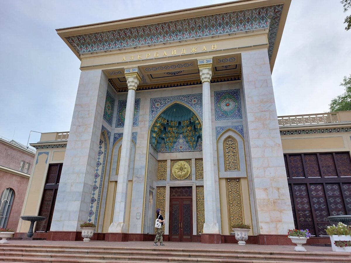 павильон азербайджан на вднх оранжерея