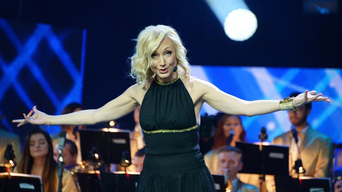    Кристина Орбакайте