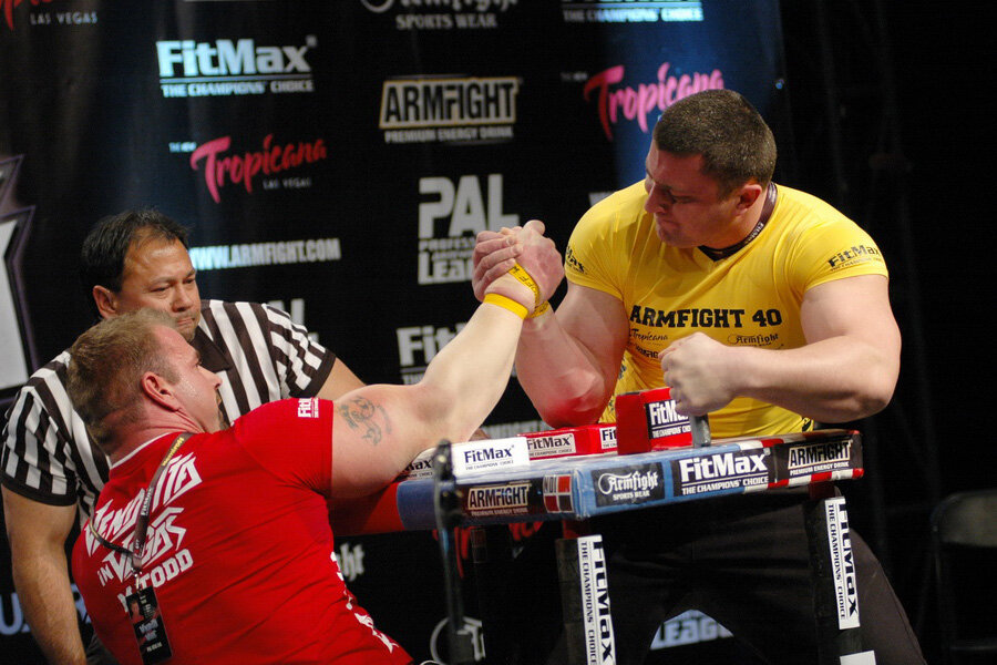 Классическая схватка на профессиональной арене