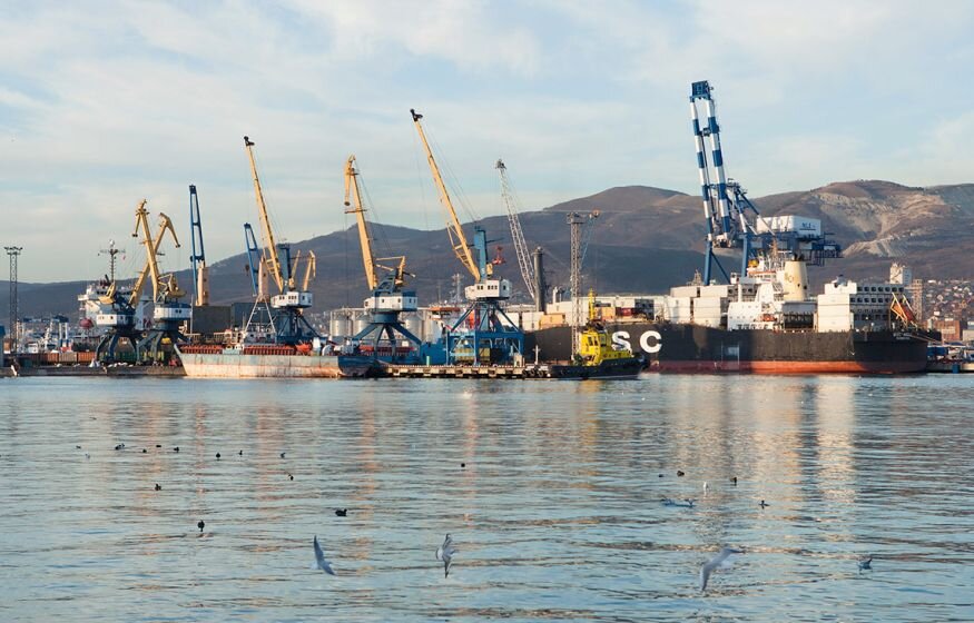    Украина планирует ударить по 6 российским портам Черного моря