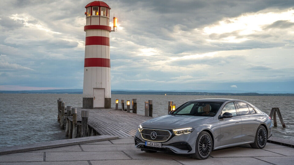 Mercedes-Benz E-Class W214