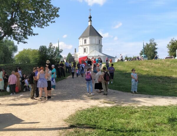   Церковь Покрова Пресвятой Богородицы, город Тверь. Фото: Екатерина Иванова. UG.RU