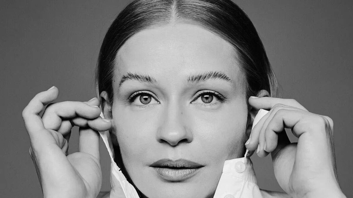 Юлия Пересильд. Фото: mixyfotos.ru