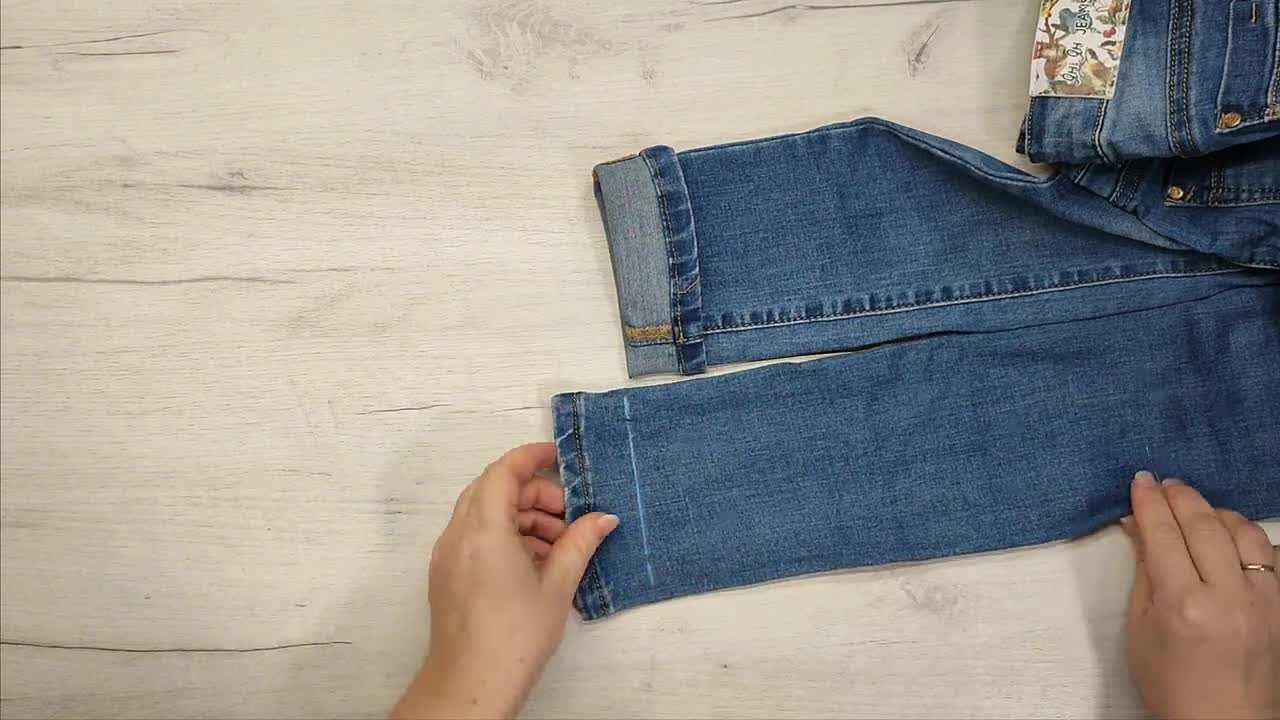 Видео как подшить джинсы с сохранением фабричного. Как укоротить джинсы. Как укоротить джинсы с сохранением фабричного края.