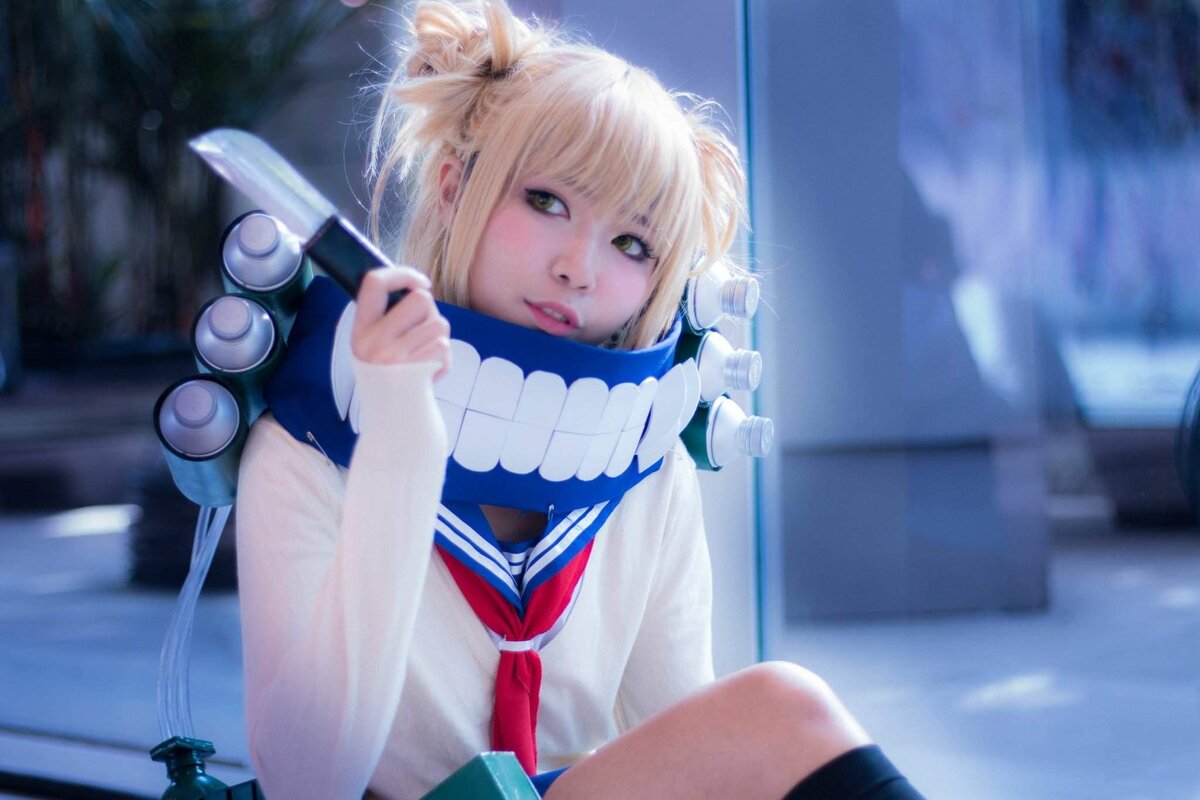 Cosplayer. Himiko toga Cosplay. Химико геройская Академия косплей. Тога химико косплей. Аниме косплей тога химико.