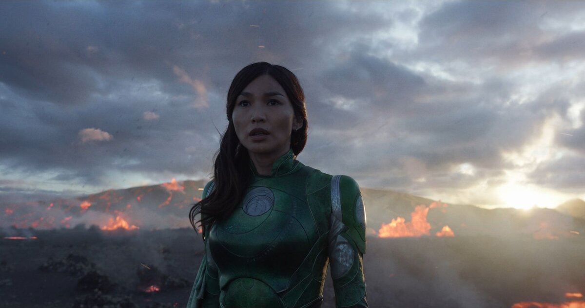 Помните Джемму Чан в «Капитан марвел»? - Нет. А она там была. 