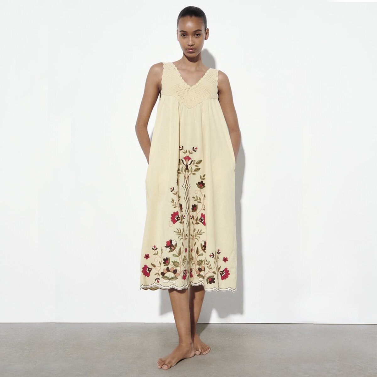 Фото взяты с официального интернет-магазина https://www.zara.com/