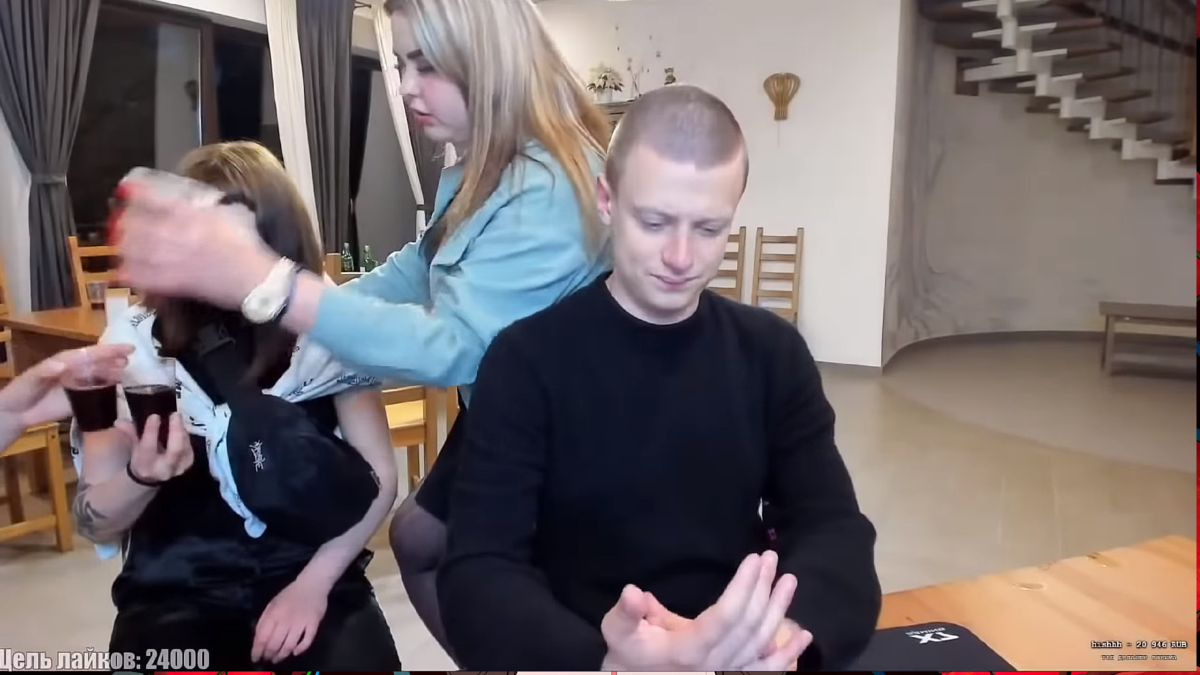 Моменты со стримов Меллстроя