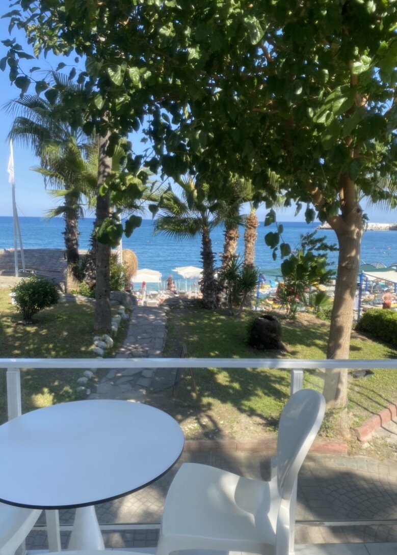 Очень бюджетный Bonn Beach 3* на 1 линии, подробности, Турция отдых