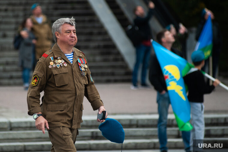    Виктор Бабенко не понимает, почему запретили шествие десантников