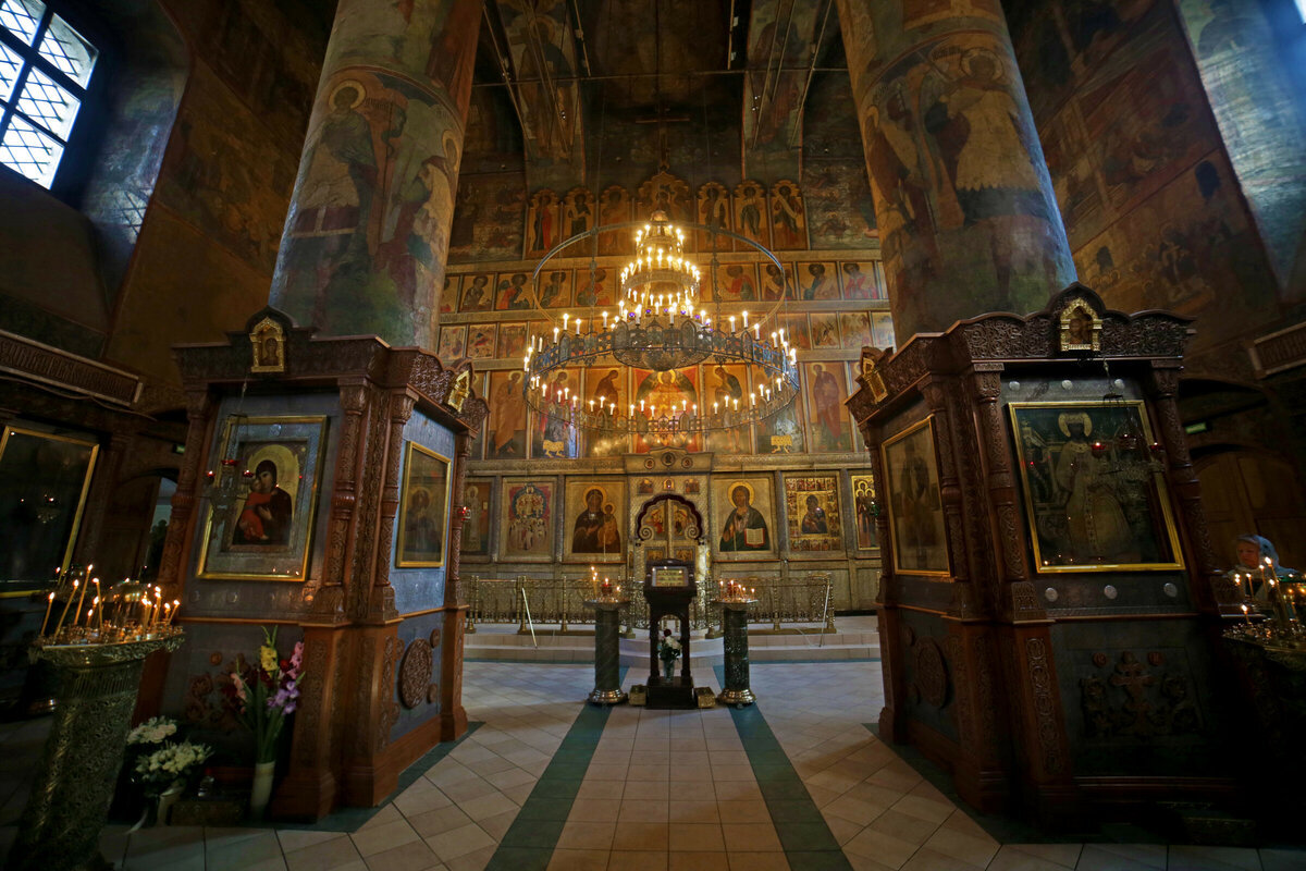 Смоленск Никольская Церковь внутри