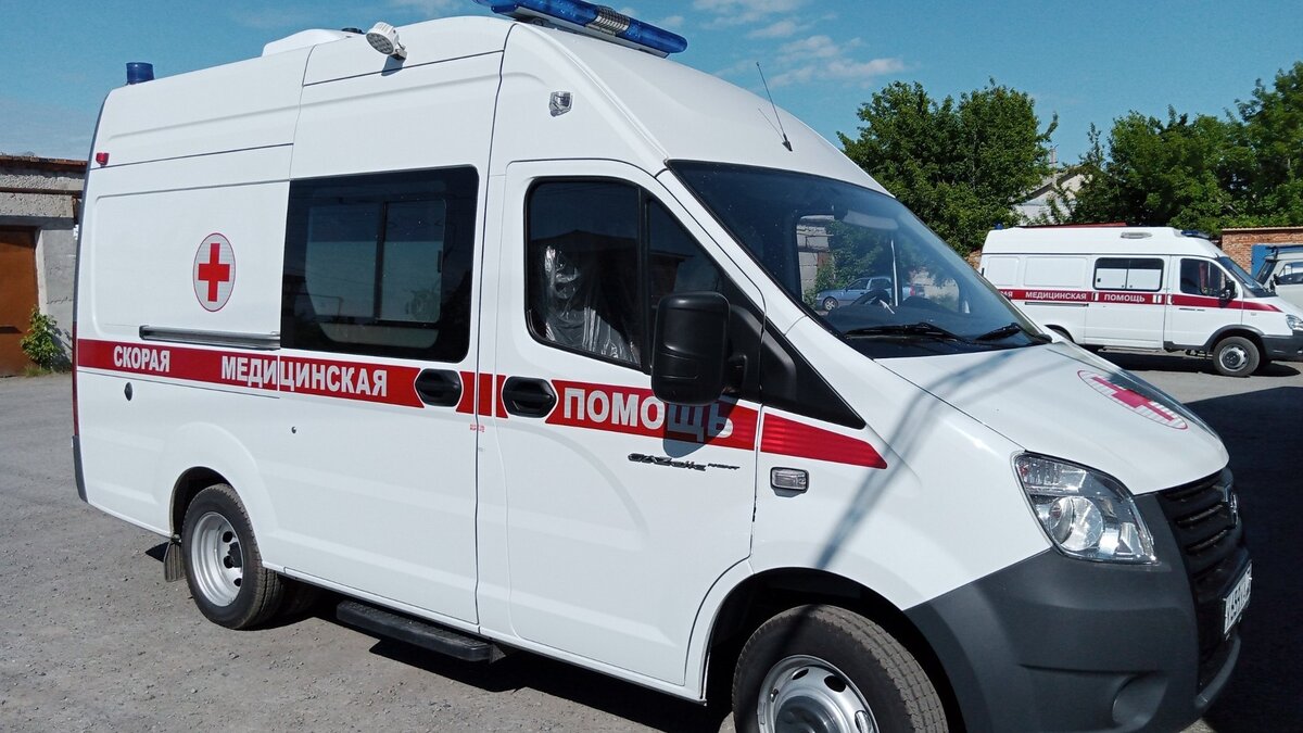     Жуткая авария произошла в субботу ночью на федеральной трассе Тюмень — Ханты-Мансийск. На 58 километре автомобильной дороги водитель Lada Vesta не справился с управлением и авто и вылетел в кювет с проезжей части дороги.