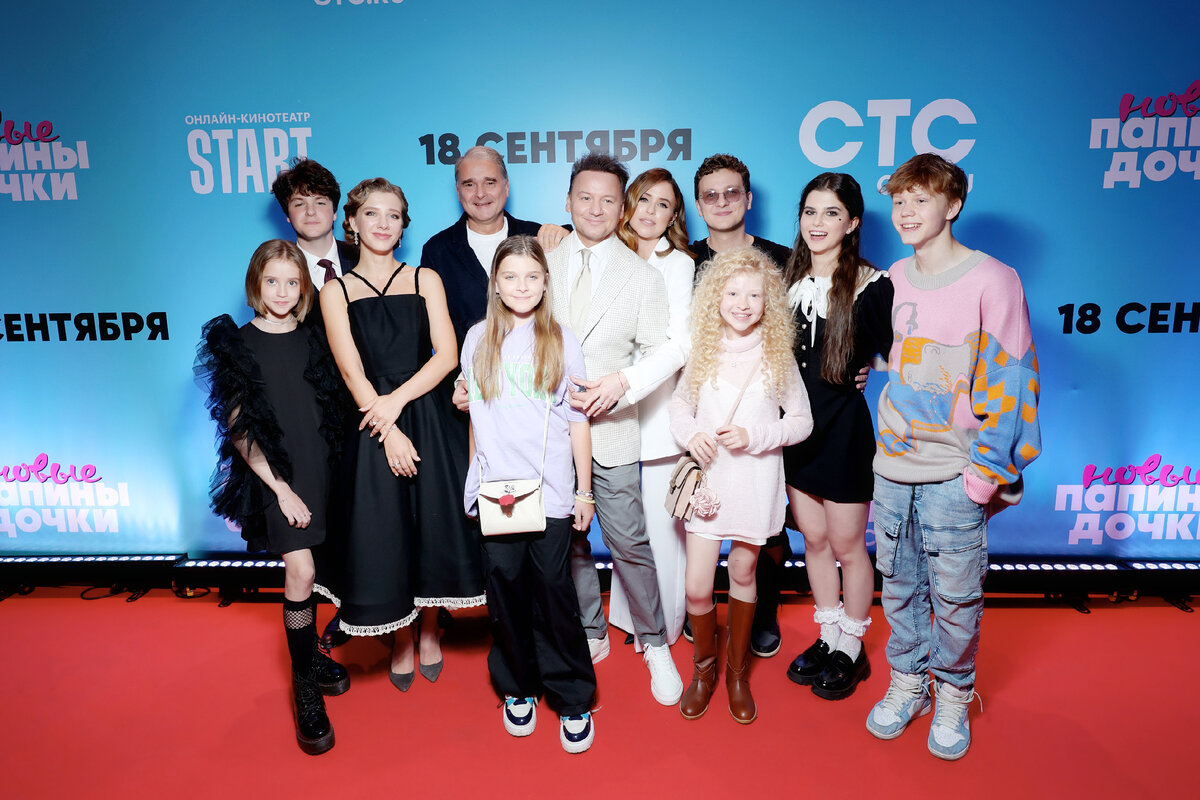 Съемочная группа сериала «Папины дочки. Новые». Фото: телеканал СТС