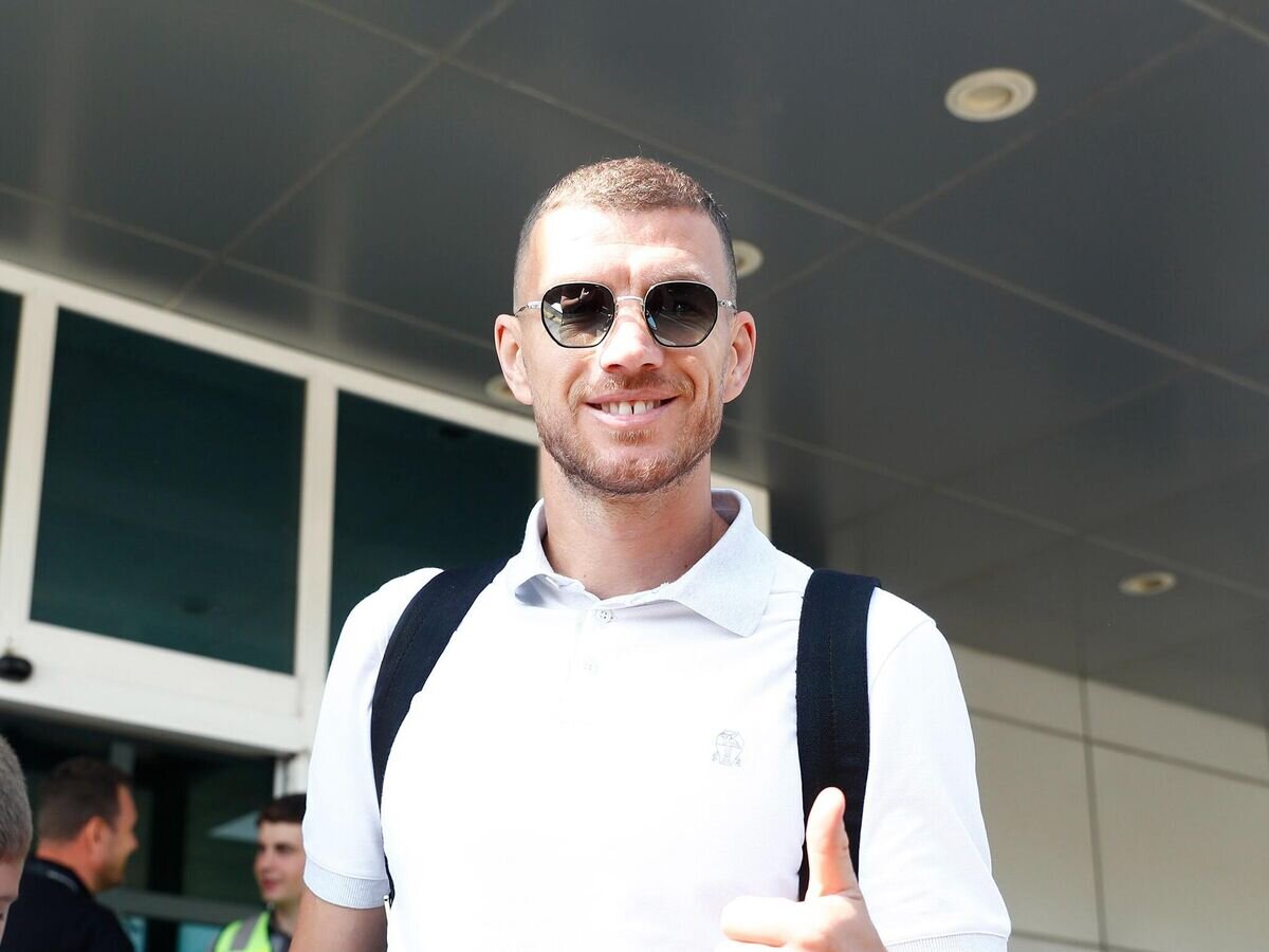    Боснийский футболист Эдин Джеко© пресс-служба клуба "Фенербахче"