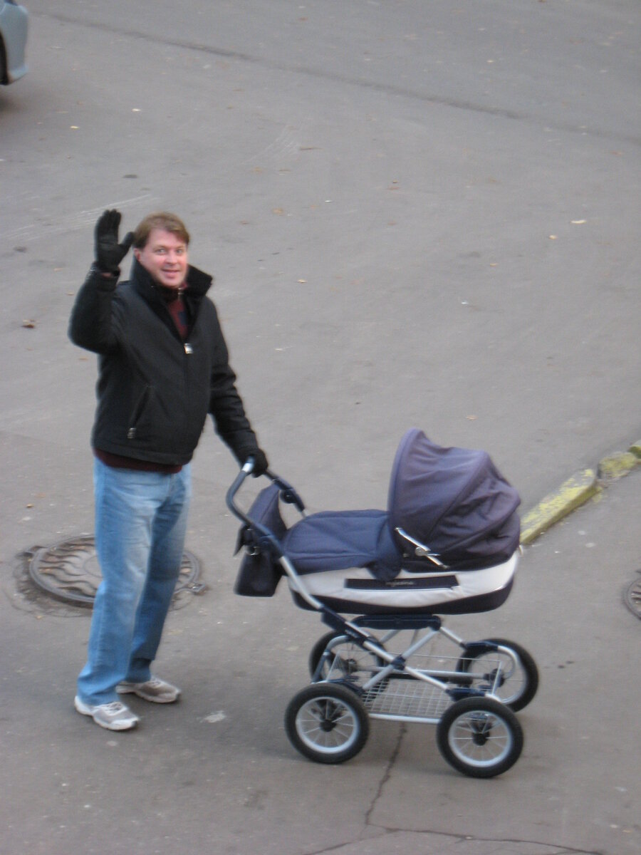 Хотел дочку, а родился сын. Теперь у него мальчик и... мальчик)))