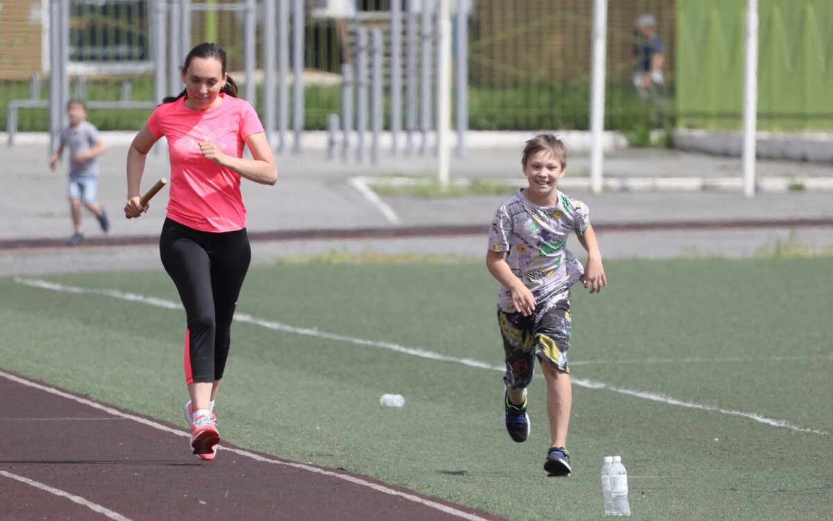    Жители Нефтеюганска отпраздновали День семьи спортивным фестивалем