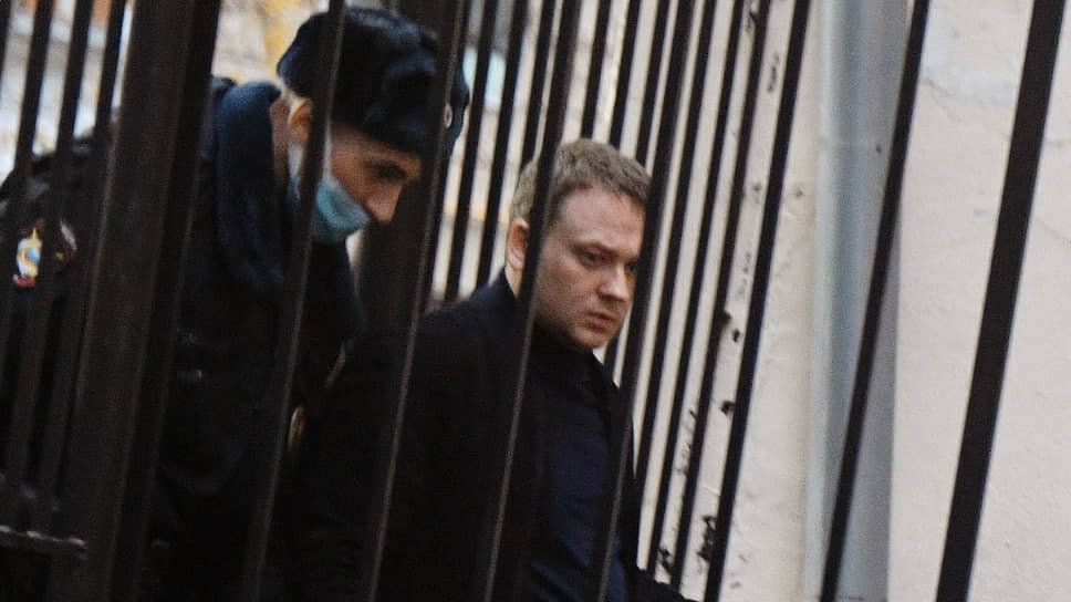 Фото: Александр Казаков / Коммерсантъ📷Евгений Горбачев, по мнению обвинения, был причастен к хищениям средств, выделенных на арктические военные объекты