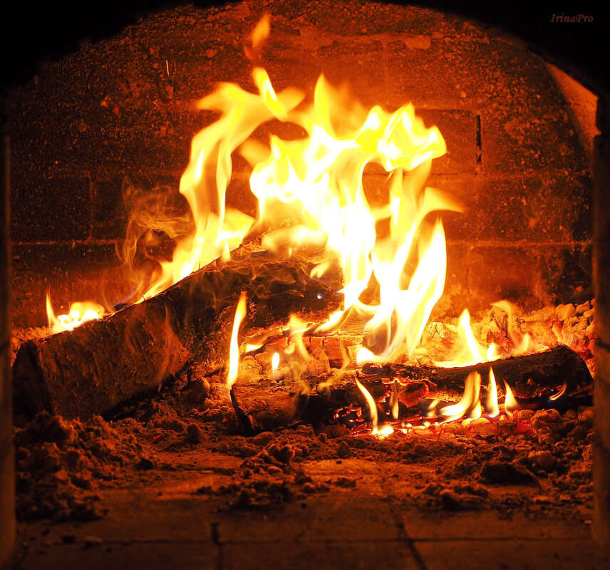 Огонь в русской печи.