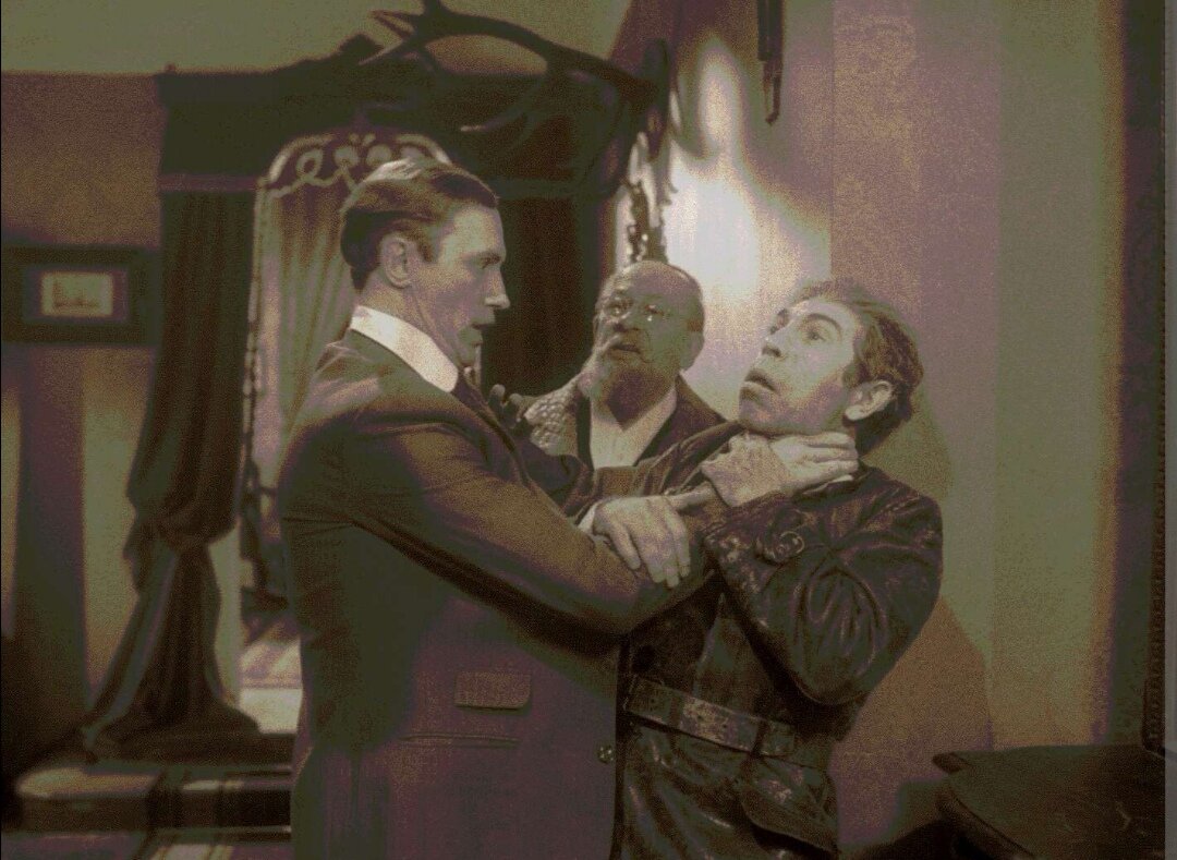 Шариковы- впереди планеты всей...,, Уж мы их душили, душили... "© ,, Собачье сердце" кадр из фильма