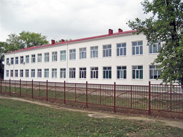 Школа, в которой учится младший сын. Фото с сайта школы