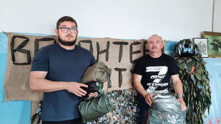    Волонтеры из Акбулака отправили землякам в зону СВО посылки с самым необходимым Андрей Севостьянов