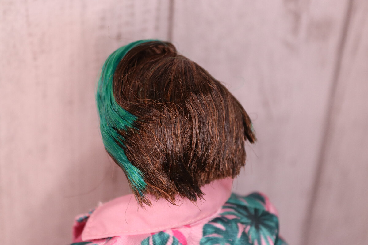 Лег спать с мокрой головой?