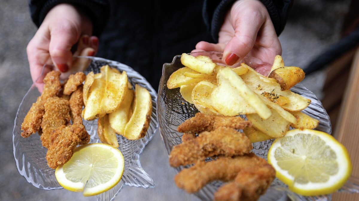    Британская закуска Fish and chips© Globallookpress Michael Reichel