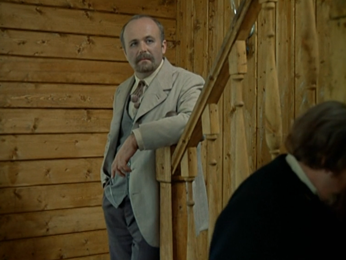 Кадр из кинофильма "Неоконченная пьеса для механического пианино", 1976 г., режиссер Никита Михалков, сценаристы Александр Адабашьян, Никита Михалков, композитор Эдуард Артемьев (скриншот)