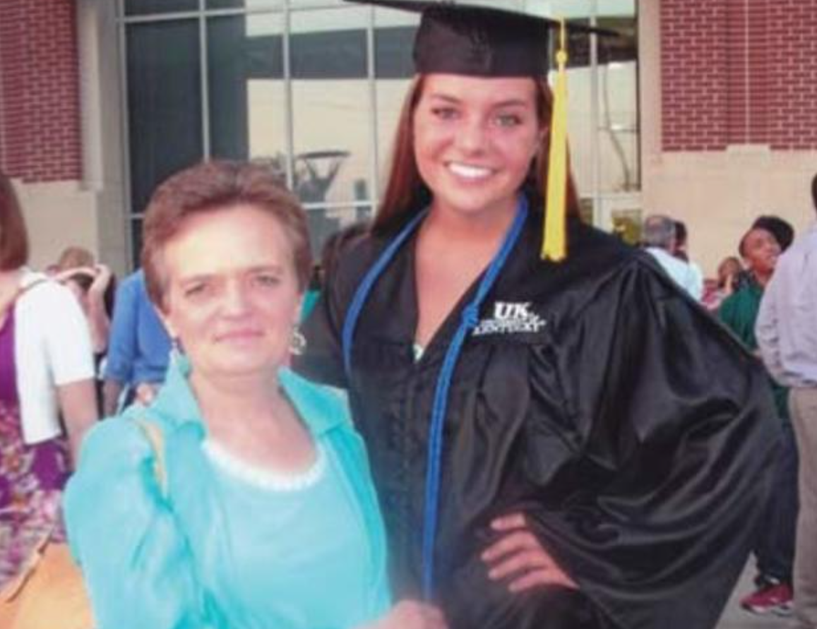 Шайна Хуберс со своей матерью