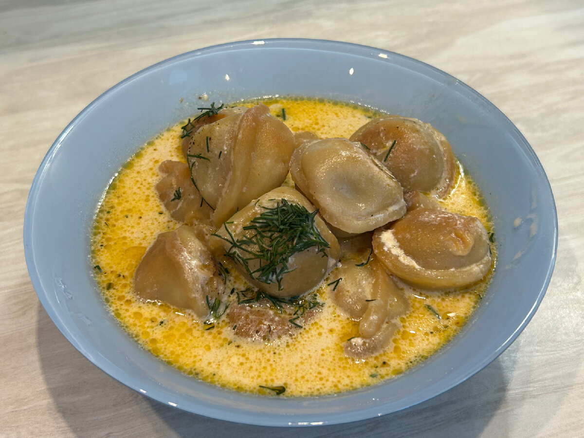 Фото автора. Этот ужин обожает вся моя семья, а всего-то надо купить самые дешёвые пельмени.