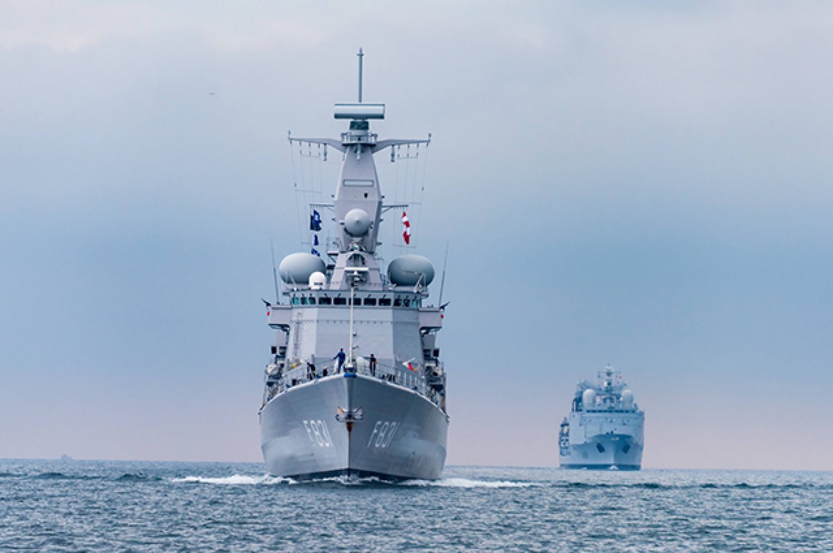    Мастера морских провокаций.