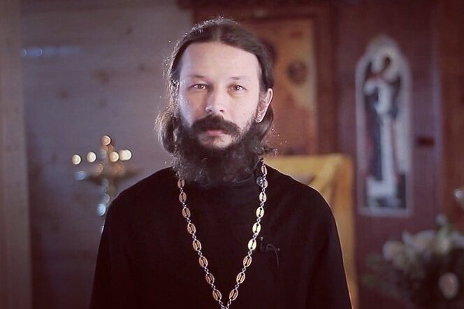 Павел Гумеров — протоиерей, настоятель храма святых благоверных князей Петра и княгини Февронии Муромских, автор многочисленных статей и книг на тему семьи и брака.