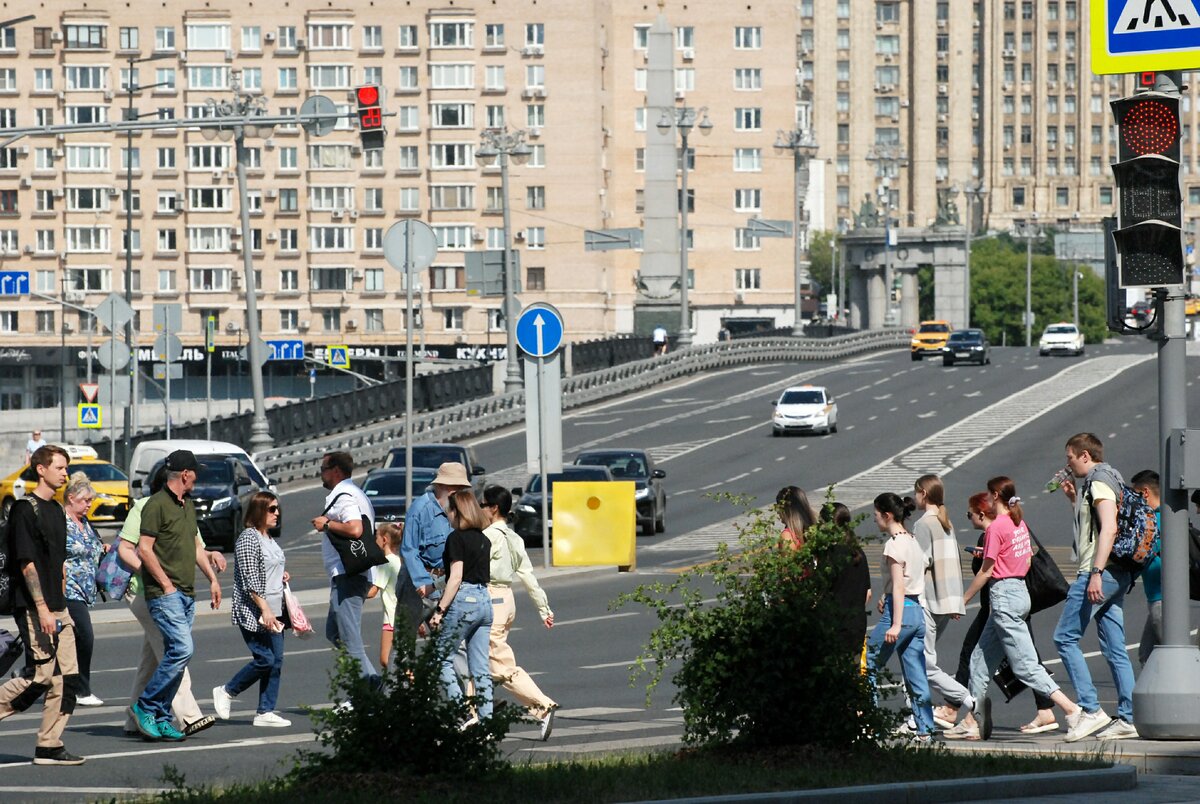 Скандал в Волгограде: Студент Ахмад оскорбил каждую девушку в России.  Местные взбунтовались | Царьград | Дзен