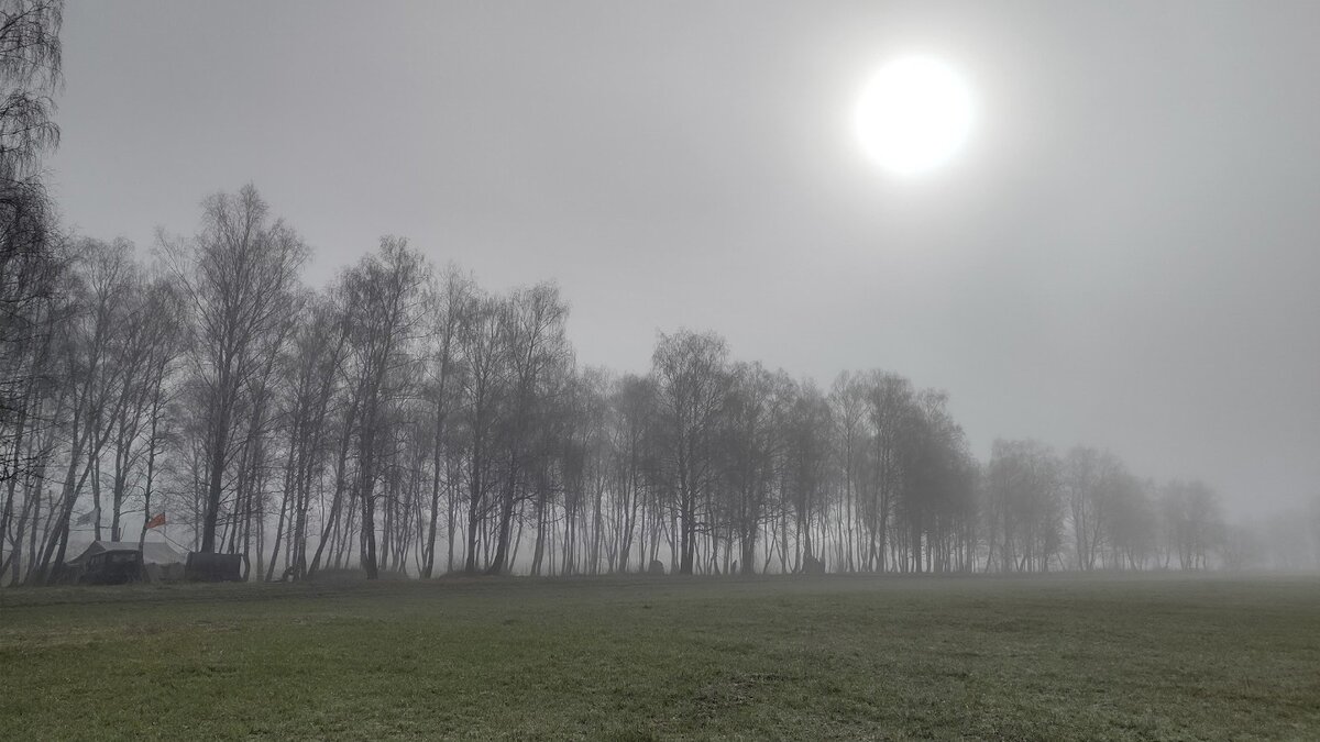 Раннее утро в лагере
