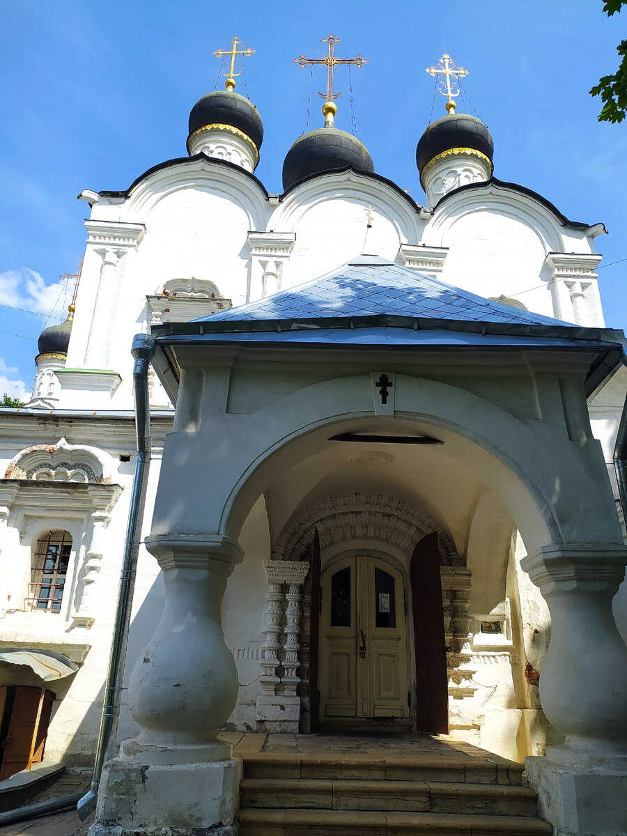 Храм Владимира в Старых Садех на Ивановой Горке в Москве \фото автора