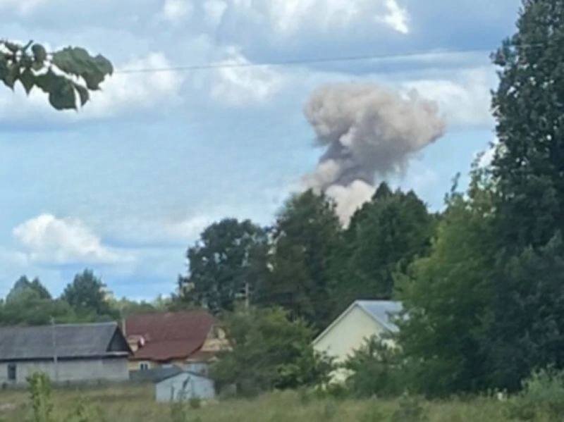    В брянской Бытоши подбитая ракета ВСУ разрушила пилораму avchernov
