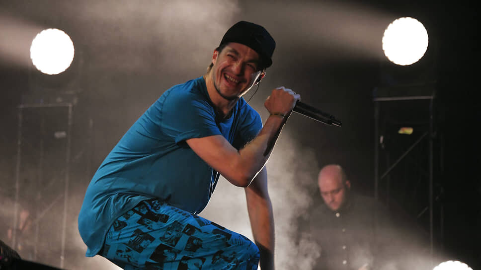 Фото: Анатолий Жданов / Коммерсантъ📷Хамиль во время выступления в 2021 году