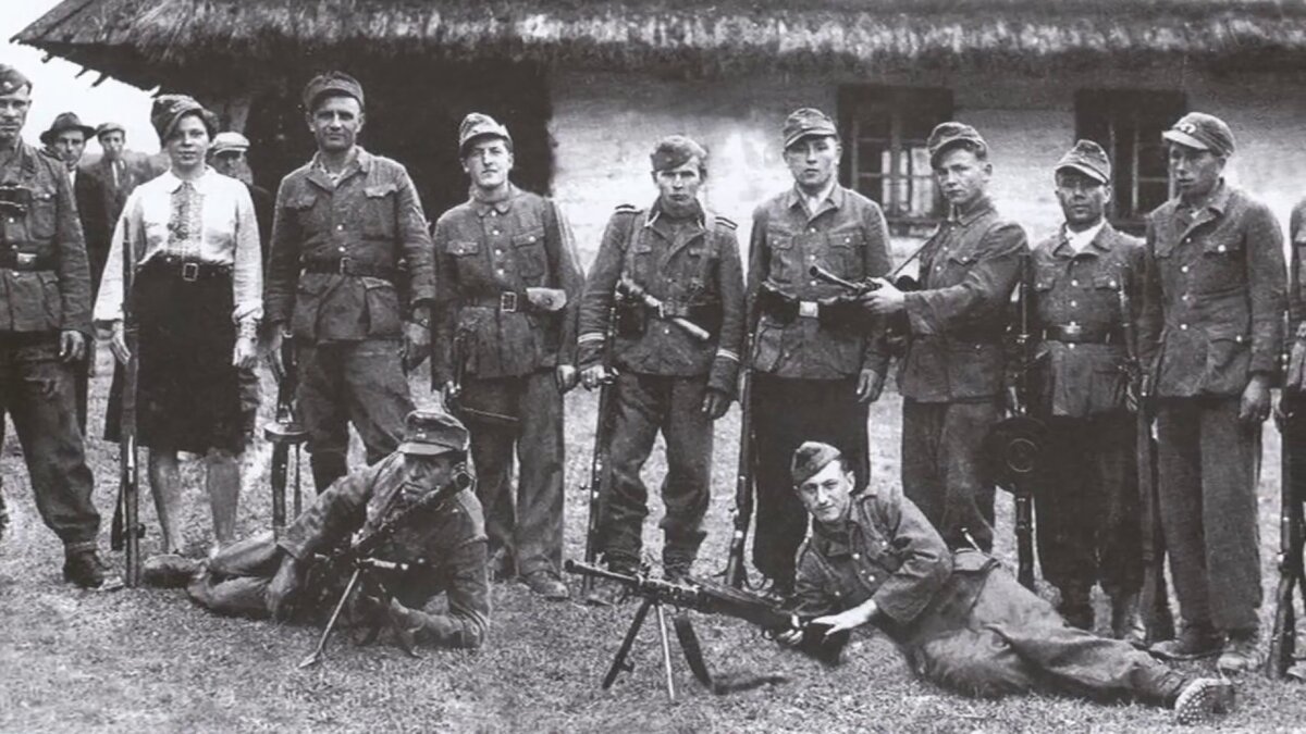 Террористы-бандеровцы