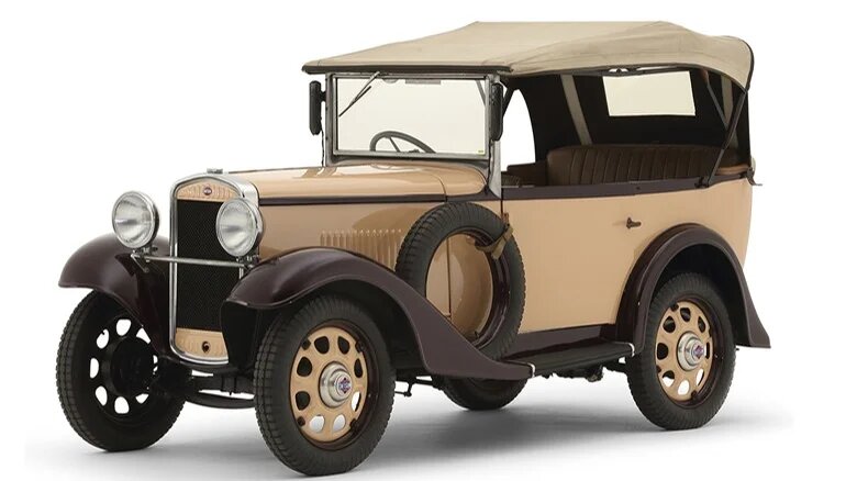    Самый первый «Датсун».Nissan